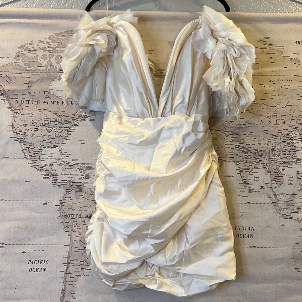 HOUSE OF CB 'Agatha' Ivory Organza Mini Dress NWOT - Picture 8 of 10